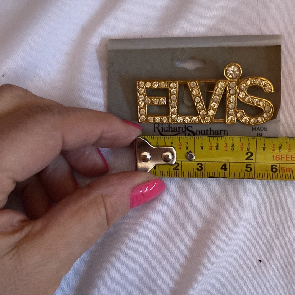Vintage Elvis pin gold tone / bling - Picture 5 of 6